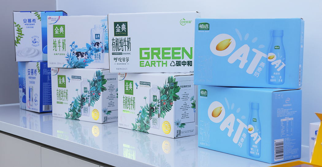 奶箱運輸時返潮粘連怎么辦？金印聯水性光油來解決